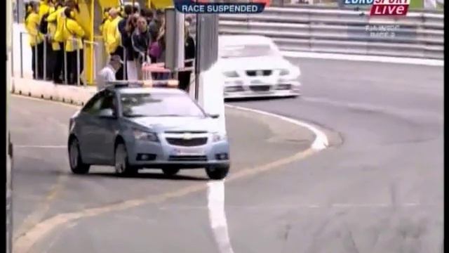 WTCC Pau 2009 Safety Car Crash смотреть онлайн