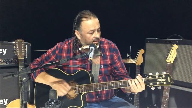 André Medeiros - Harvest Moon (Neil Young) смотреть онлайн