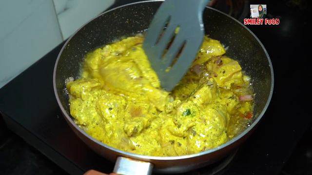 बहोत ही कम चीजोंसे कोरमे की तरह बनता है ये हरियाली चिकन | Dawat Wali Chicken Recipe | Chicken Curry