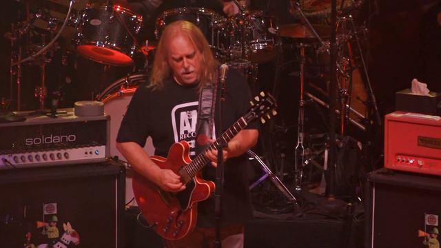 Warren Haynes & Gov't Mule honor Jerry Garcia 