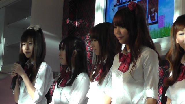 20110719 AKB48 Cafe in Singapore [Maeda Ami & Abe Maria Event] - Senbatsu Messages смотреть онлайн
