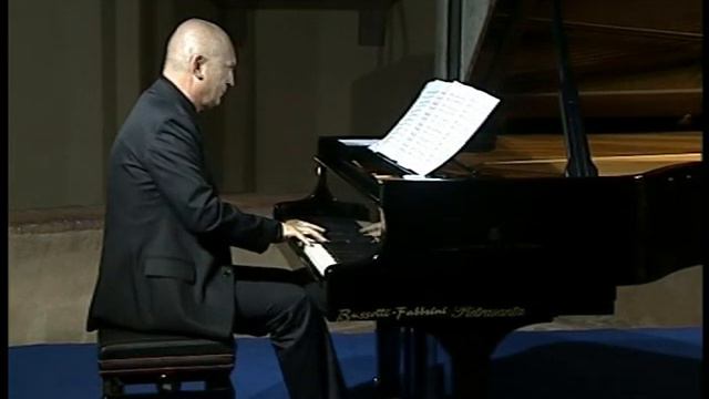 Fabio Luz plays Aspirazione by Alfredo Catalani смотреть онлайн