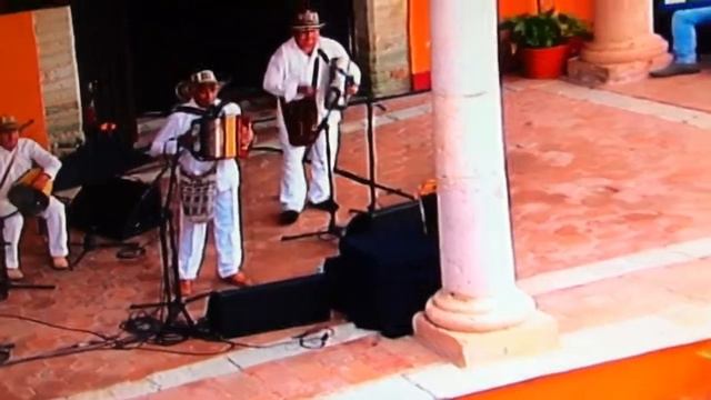 Carmelo Torres y su cumbia sabanera смотреть онлайн