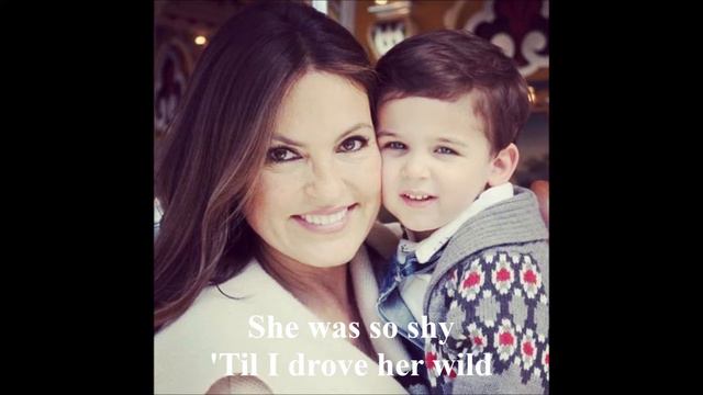 Mariska Hargitay-Good Girls Go Bad Lyrics смотреть онлайн