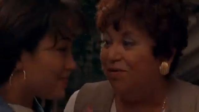 Selena (1997) A Gift From Yolanda смотреть онлайн