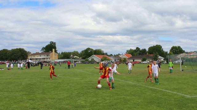 Pojat Ruotsissa 27.6.2015 peli3 osa1 смотреть онлайн