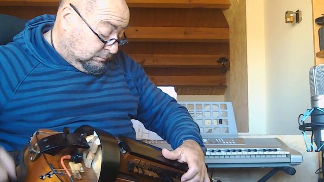 COMO DUELE LA MÚSICA DONDE TE ENCUENTRO. Antonio Casas Pomar смотреть онлайн