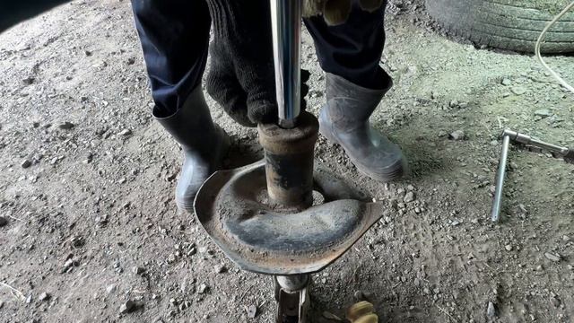 NISSAN X-TRAIL T30 задние амортизаторы,замена. смотреть онлайн