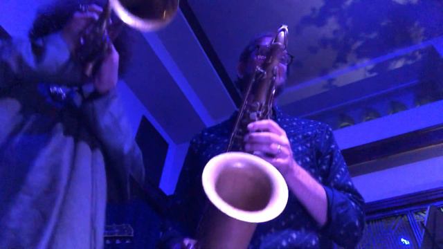 DD Horns - Sammy Lee (excerpt) - Live at The Edmon смотреть онлайн