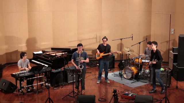 Tweet (Chris Potter) - Senior Jazz Guitar Recital by Vittawat Panyalertwut смотреть онлайн