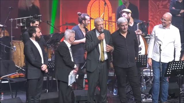 Discours de L'ambassadeur du Maroc en Israël al-Bayoud et la chanteuse Fatima Zahra Laâroussi смотреть онлайн