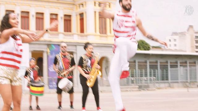 ZAMBA BEN BLOCO GAFIEIRA смотреть онлайн