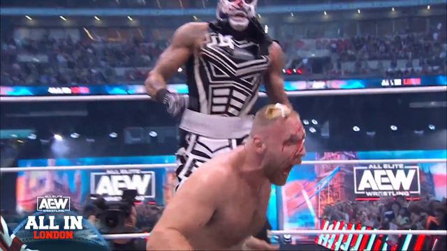 Penta El Zero M's Brutal Assault On Moxley With Skewers In Stadium Stampede | AEW: All In London