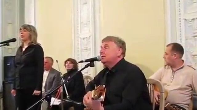И.Барабаш, Ю.Черкашин - Приютила нас осень смотреть онлайн