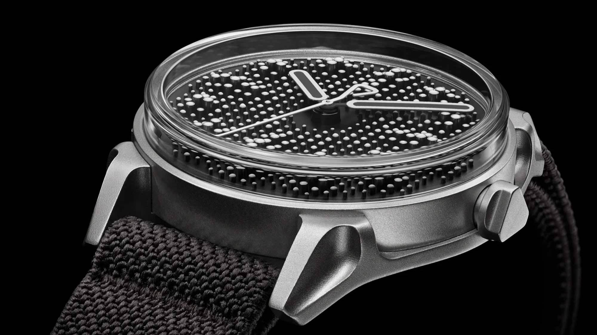 Часы Kollokium про Дом Наркомфина, Krafwerk, Филипа Дика, Tron и брутализм смотреть онлайн