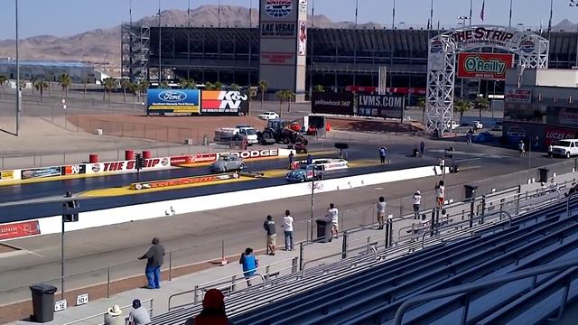 las vegas vw PRA drags @ mishbehavin in the desert muffler mike gettin SQUIRLEY! смотреть онлайн