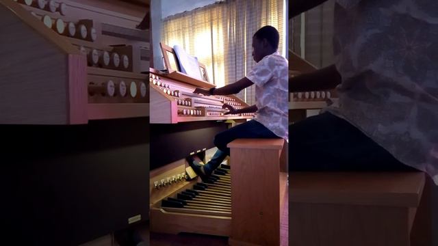 Olagunju Tope plays " Master Tallis's Testament " by Herbert Howells смотреть онлайн