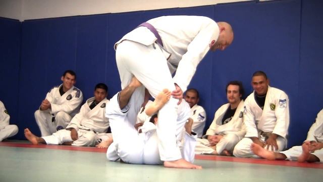 Rodrigo Pagani: Gangster Techniques смотреть онлайн
