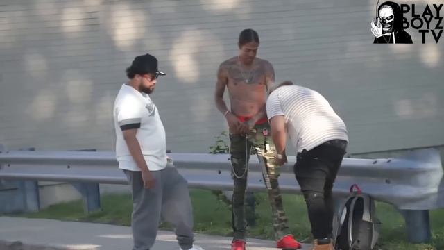 КИДАЕМ БАНДОСОВСКИЕ РАСПАЛЬЦОВКИ В ЧИКАГО (ПРАНК)