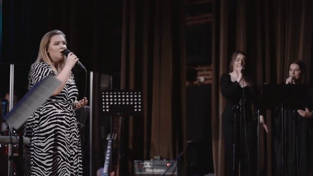 Nikola Lipska- Natural Woman (You make me feel)- Aretha Franklin cover смотреть онлайн