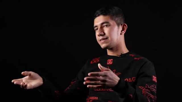 Bekker Baltasar bilan intervyu смотреть онлайн