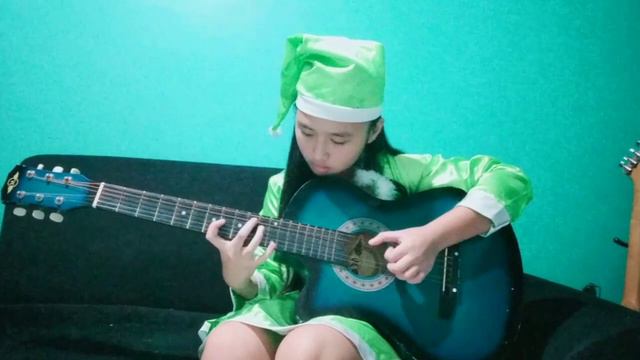 Jingle Bell Rock - fingerstyle cover - (Gillian) смотреть онлайн