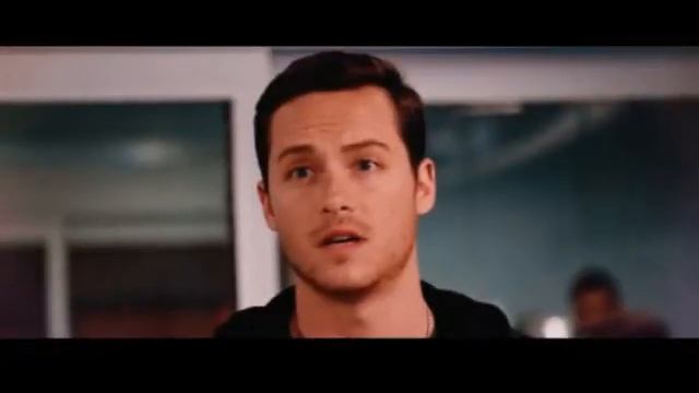 Jay & Gwen {Jesse Lee Soffer & Sophia Bush} Love Me Like You Do