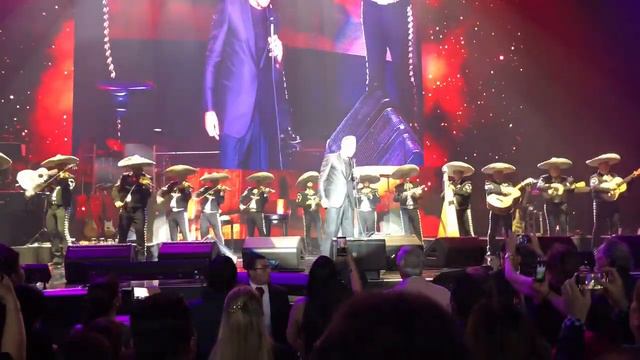 Luis Miguel 2018(Serenata Huasteca) Mariachi Vargas смотреть онлайн