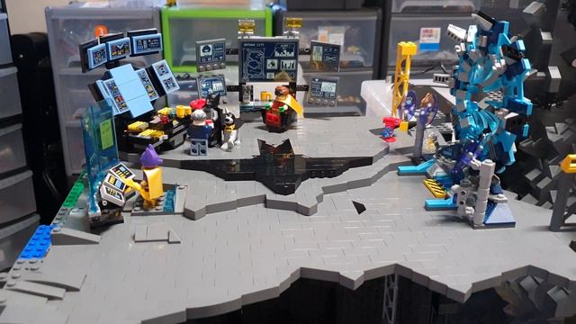Lego Batman Batcave MOC Update смотреть онлайн