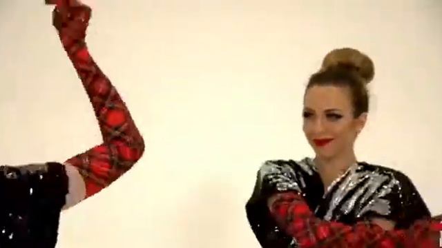 Шоу Celebrity 2 смотреть онлайн