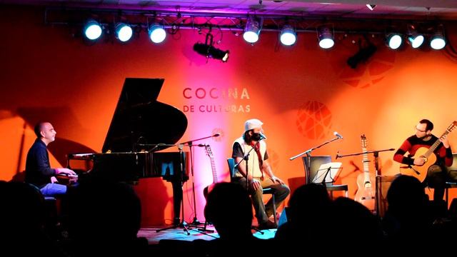 Mauricio Pereyra "Canción de Cuna para Lunita" - En vivo (Cocina de Culturas, Cba). смотреть онлайн