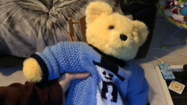 Charity shop find. смотреть онлайн