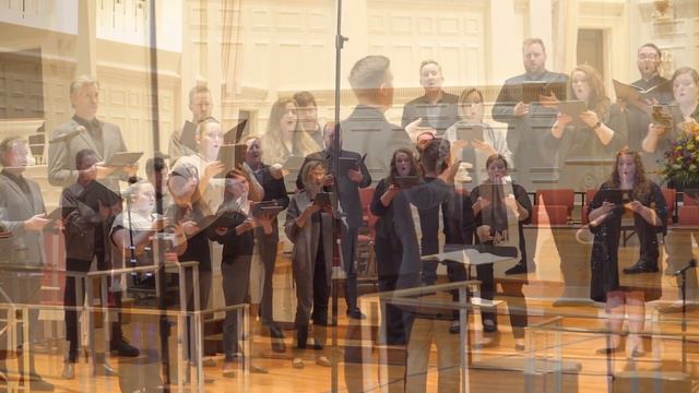 Sanctus from Mass for Double Choir - Frank Martin - Kinnara conducted by JD Burnett