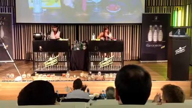Francesca Campagnari "origins by schweppes" смотреть онлайн