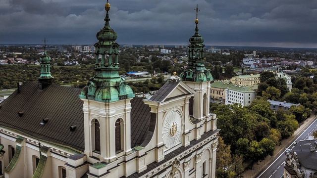 Chavagnes Studium: the new "Intensive 2-year Liberal Arts BA". смотреть онлайн