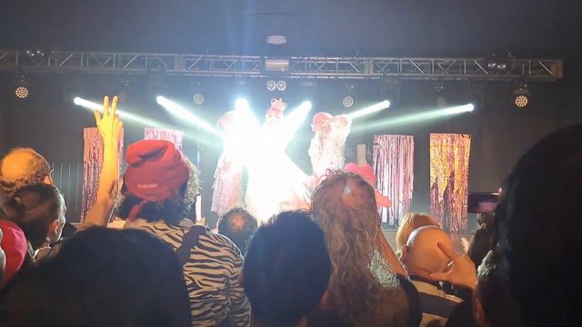 Invader Invader - Kyary Pamyu Pamyu - London [07/06/2023] (Full) смотреть онлайн