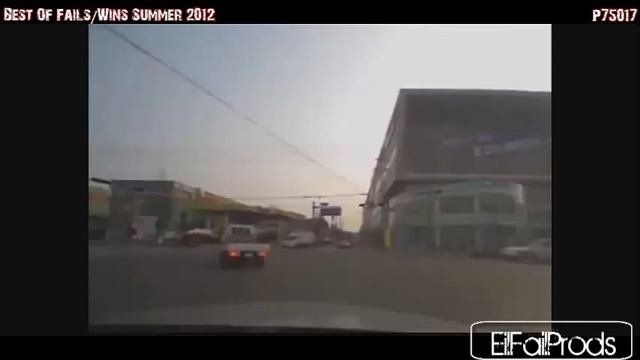 Best FAIL - WIN COMPILATION SEPTEMBER 2012 l EilFailProds смотреть онлайн