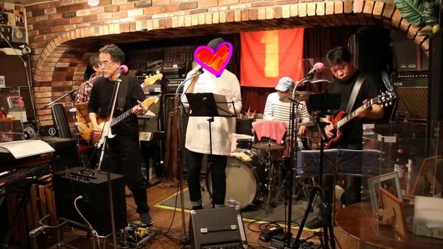 My Brave Face and Junior's Farm(Cover) смотреть онлайн