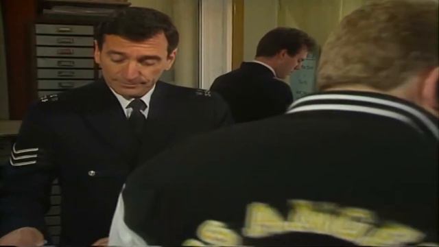 Rab C. Nesbitt Series 1 Episode 5 Offski смотреть онлайн