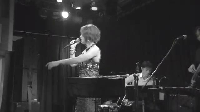 工藤夕貴シークレットライブの映像 смотреть онлайн
