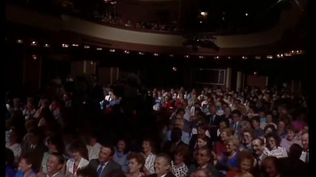 Ivan Mládek a Jan Mrázek ako indián Starý Buvol (Abeceda I plus M - 1988) смотреть онлайн