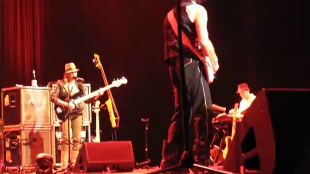 Jeff Beck Plays Sly Stone's 