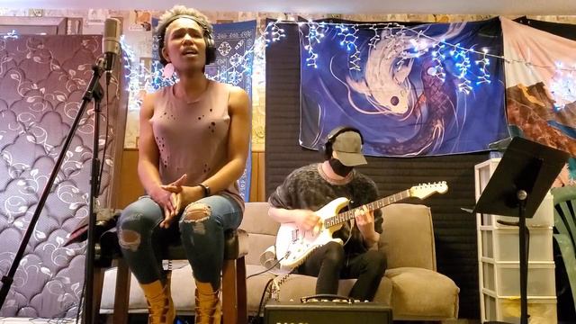 Alphia Hightower ft John Roberts Keep Me Awake Rhys Lewis - True North Star submission смотреть онлайн