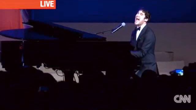 Darren Criss singing "When You Wish Upon A Star" at the Inaugural Ball смотреть онлайн