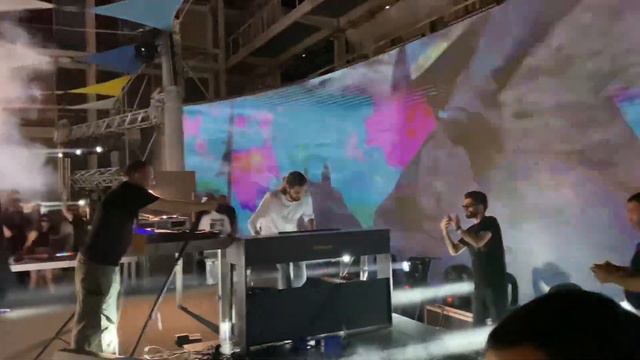 Isfar Sarabski 3 June 2023 #isfarmusic #friends #electronicmusic смотреть онлайн