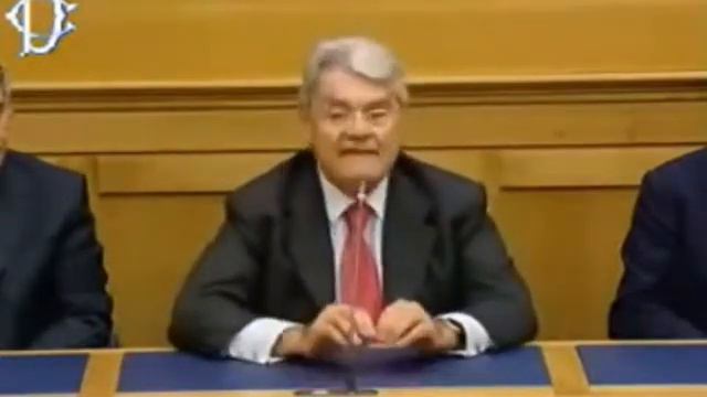 "Popolari per l'Italia di Domani" 3di 4 смотреть онлайн
