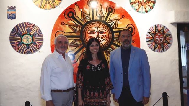 Intendente recibió a la actriz española Maribel Verdú смотреть онлайн