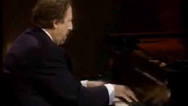 LAZAR BERMAN SPIELT SERGEI RACHMANINOFF - MOMENT MUSICAL E MOLL OP.16 NO.4 смотреть онлайн