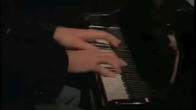 John Galgano (IZZ) - "Silently Falling" by Chris Squire смотреть онлайн