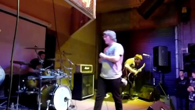 Gideon - Gutcheck LIVE HQ смотреть онлайн